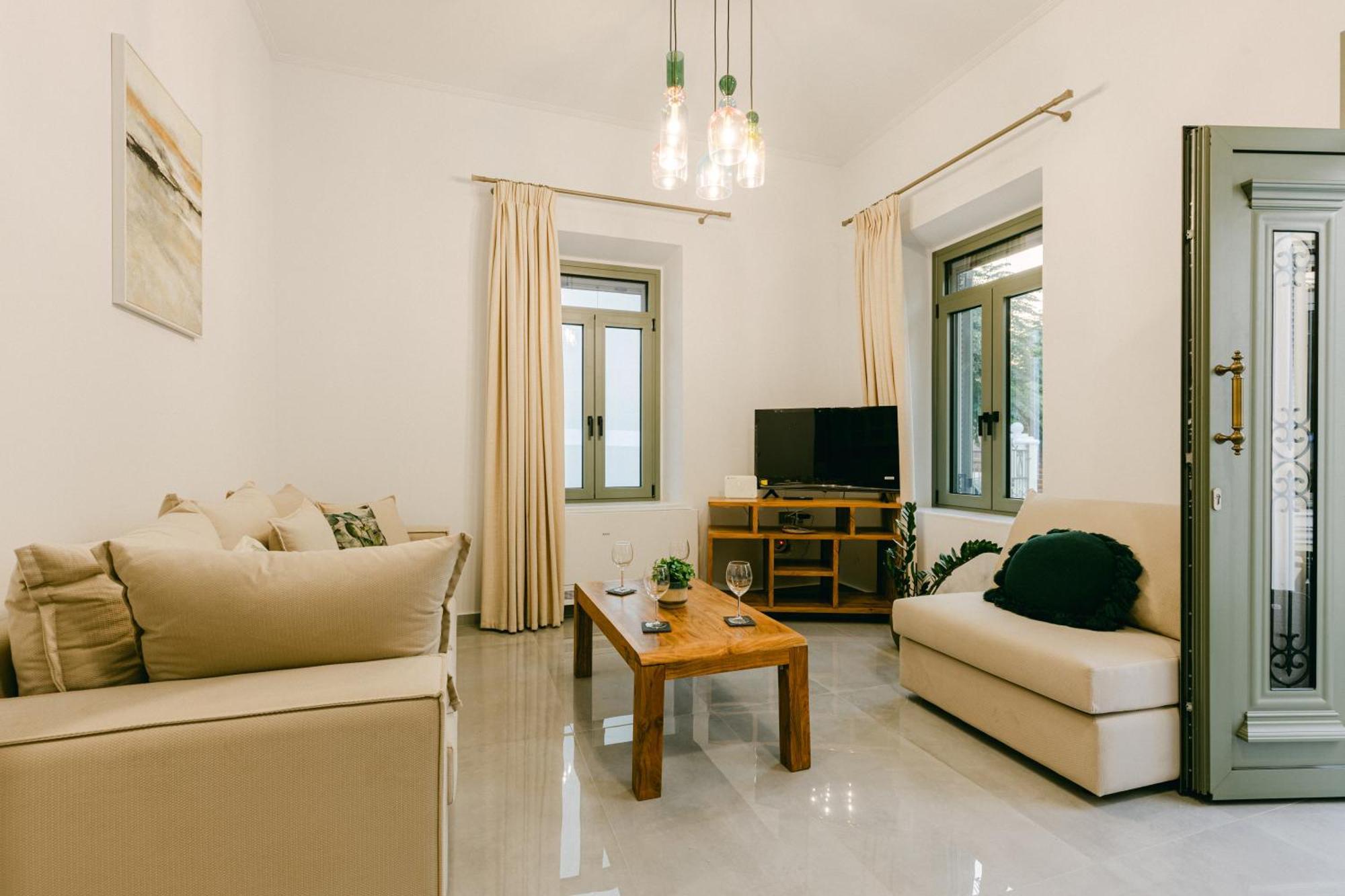 Holiday home Evgenia's House Ampavris